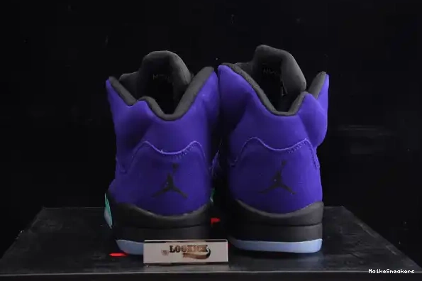 MaikeSneakers Air Retro 136027-500 Jordan Alternate Grape 5 0323